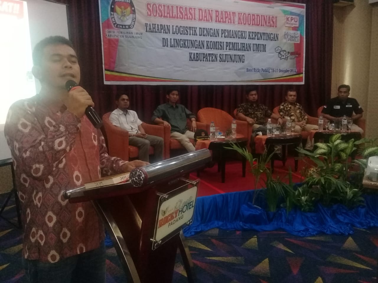 Ketua KPU Sijunjung